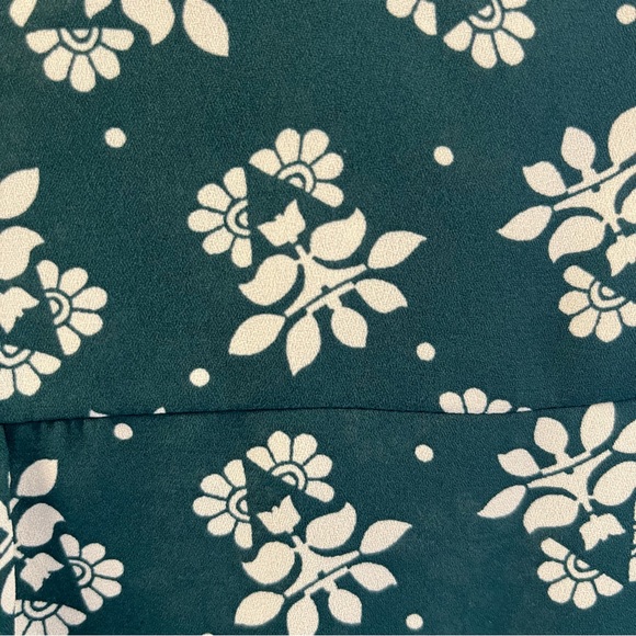 LOFT XS Blouse Cap Sleeve One Button Front Opening Green/White Semi Sheer - Picture 3 of 6